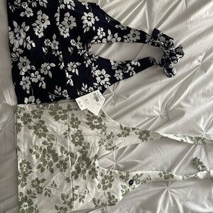 2 pieces Hollister for girls size S